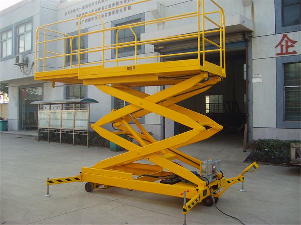 With mobile table lift